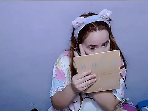 SubLayla01 online show from February 22, 12:58 pm