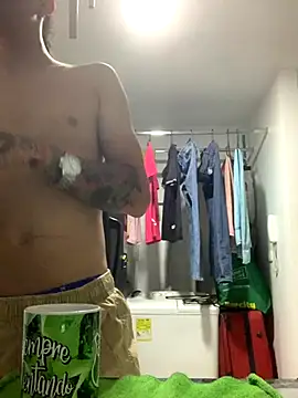 JovenDesobediente online show from October 7, 3:25 am