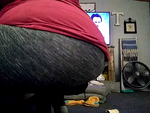Snapshot of missthickness35_Pika chatting on October 22, 7:30 am missthickness35 Pika online show from October 22, 7:30 am