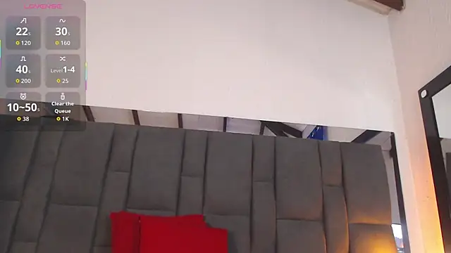 SELENA BIGBOOBS online show from October 14, 3:35 pm