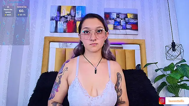 Laurent elis online show from February 9, 7:40 pm