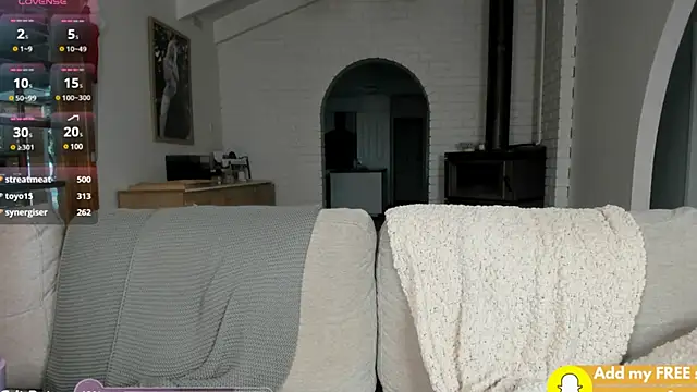 aus queen online show from February 3, 7:51 am