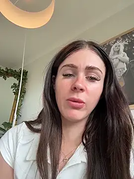 aus queen online show from March 23, 10:58 pm