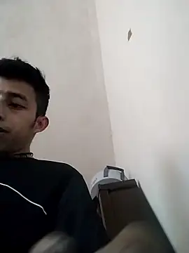 Flaquito pitudo online show from December 21, 7:49 pm