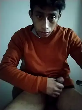 Flaquito pitudo online show from January 12, 7:43 am