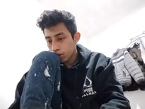 Flaquito pitudo online show from March 21, 5:11 am