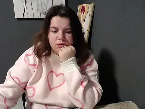 Snapshot of so_shy chatting on January 15, 10:49 am so shy online show from January 15, 10:49 am