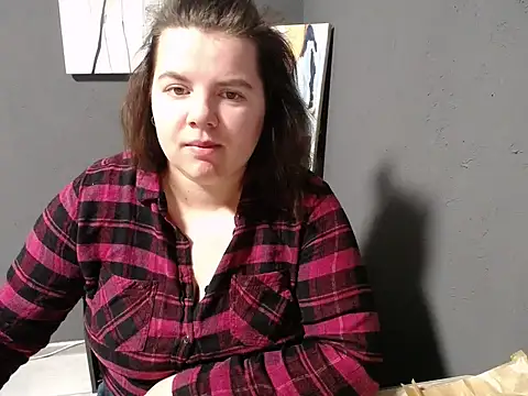 Snapshot of so_shy chatting on January 23, 7:32 am so shy online show from January 23, 7:32 am