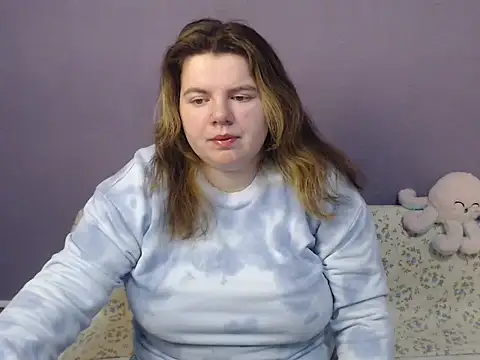 so shy online show from November 25, 7:30 am