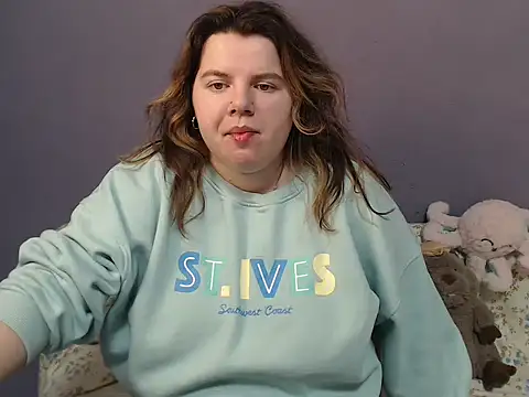 so shy online show from December 4, 7:39 am