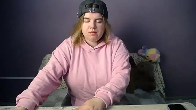 so shy online show from June 2, 6:04 am
