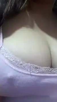 Snapshot of carmelasexy chatting on February 20, 6:35 pm carmelasexy online show from February 20, 6:35 pm