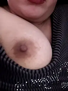 carmelasexy online show from March 28, 12:43 am