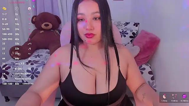 Snapshot of _Arianna08_ chatting on November 10, 3:27 am Arianna08 online show from November 10, 3:27 am