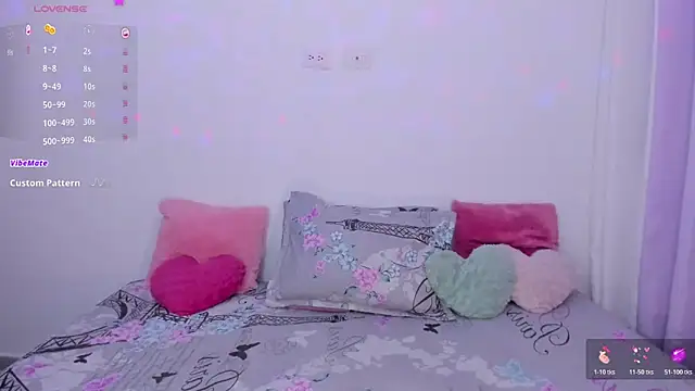 Snapshot of _Arianna08_ chatting on November 29, 9:23 am Arianna08 online show from November 29, 9:23 am