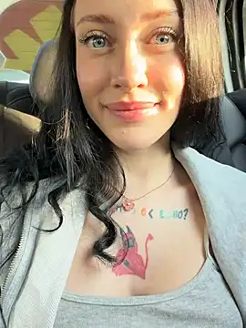Snapshot of Melissa_crazy chatting on August 1, 4:28 pm Melissa crazy online show from August 1, 4:28 pm