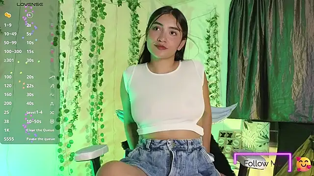 dulcinhea  online show from January 17, 11:51 pm