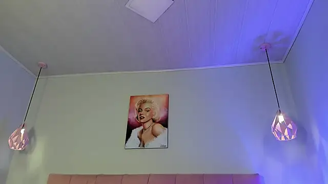 Snapshot of ScarletGV chatting on November 29, 5:43 am ScarletGV online show from November 29, 5:43 am