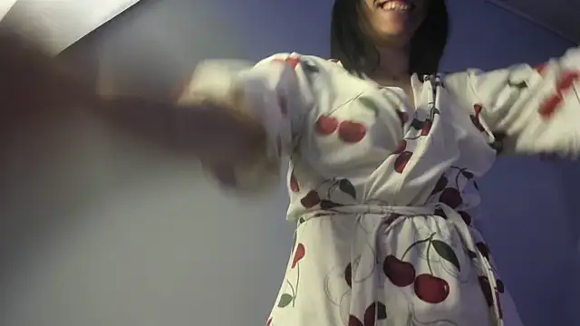 ScarletGV online show from April 24, 5:21 am