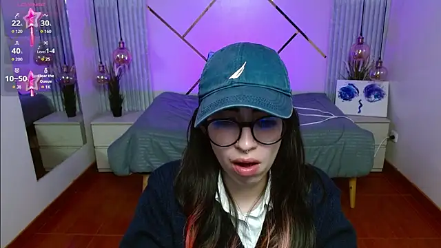 LenaRoses online show from April 8, 8:31 pm