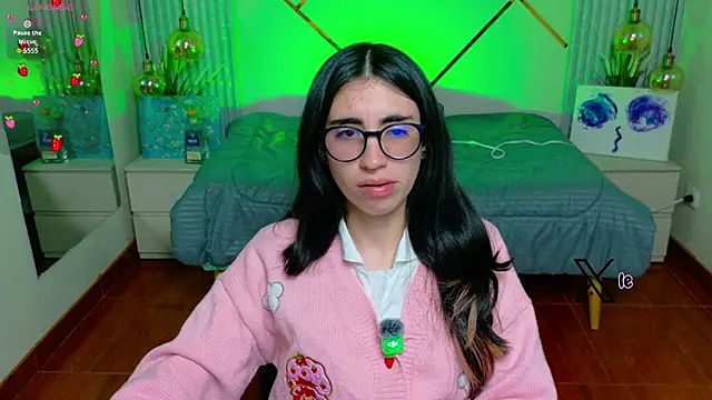 LenaRoses online show from August 7, 7:49 pm
