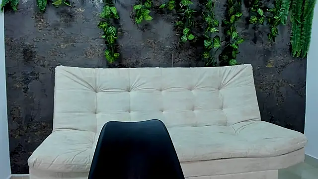 alice greco online show from December 2, 8:15 pm