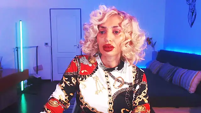 beauty chl0e online show from December 26, 8:11 pm