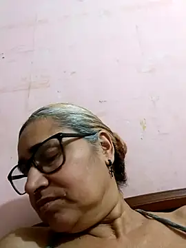  candi online show from September 10, 3:39 am