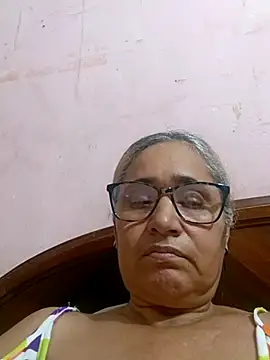  candi online show from November 7, 3:28 am