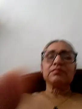  candi online show from December 20, 2:02 pm