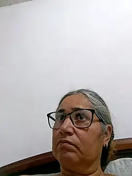  candi online show from April 5, 2:31 am