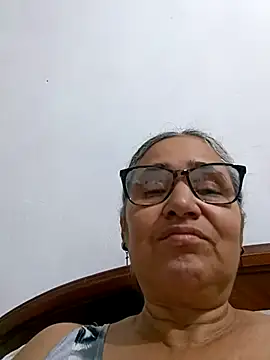  candi online show from April 21, 6:52 am