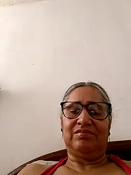  candi online show from April 22, 1:34 pm