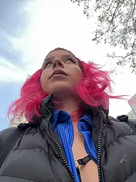 RiriRoseey online show from January 30, 8:32 am