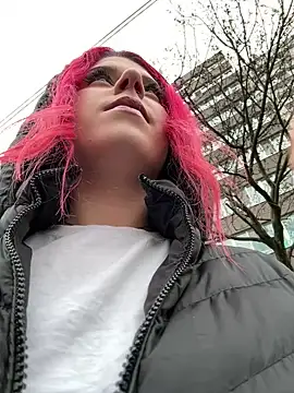 RiriRoseey online show from February 6, 7:56 am