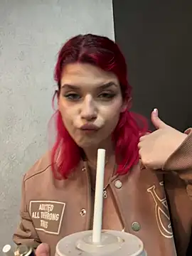 RiriRoseey online show from February 13, 11:17 am