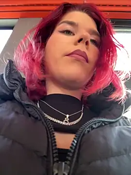 RiriRoseey online show from March 4, 8:53 am