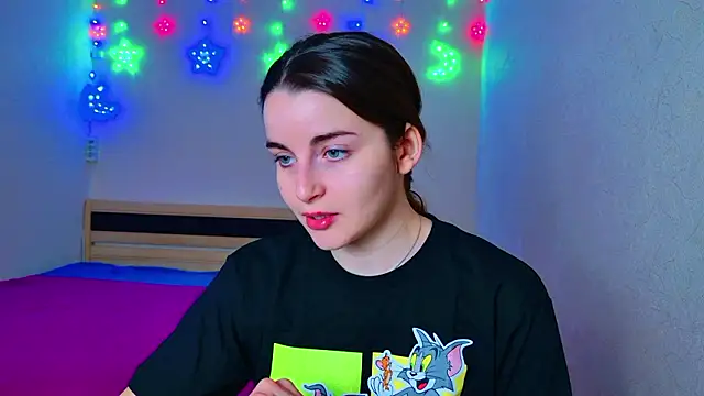 Miss Arwen online show from December 3, 3:41 am