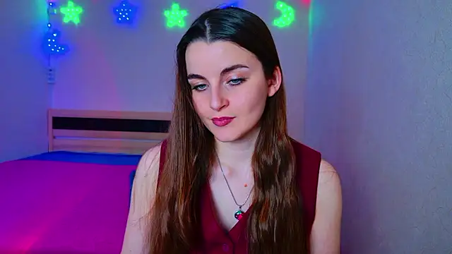 Miss Arwen online show from December 5, 7:05 am