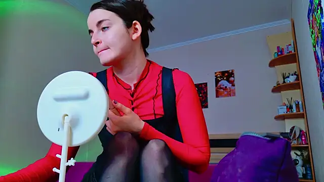 Miss Arwen online show from February 7, 3:55 am