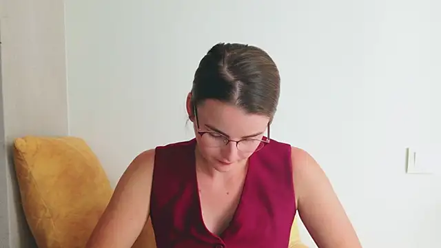 Miss Arwen online show from July 28, 11:17 am