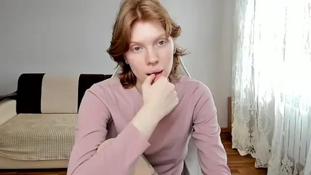 StellaDavis online show from April 21, 10:43 am