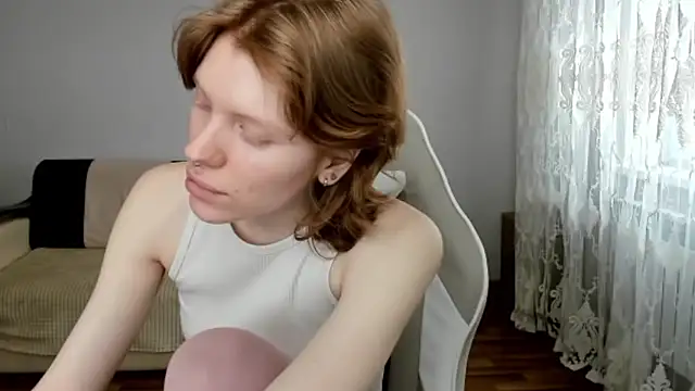 StellaDavis online show from April 22, 10:17 am