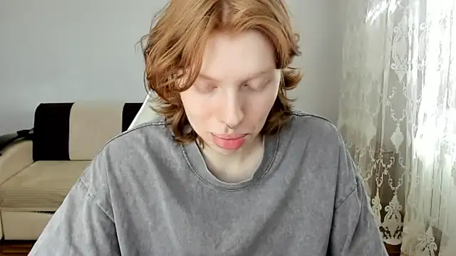 Snapshot of StellaDavis chatting on May 5, 10:34 am StellaDavis online show from May 5, 10:34 am