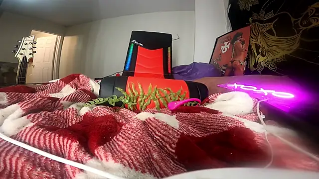 AriellaTaylor online show from January 1, 1:15 am