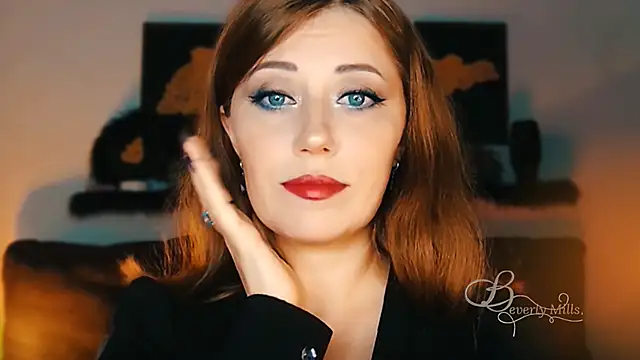 MissBeverlyMills online show from September 25, 7:50 pm