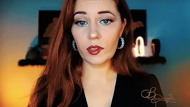 MissBeverlyMills online show from November 30, 5:33 am