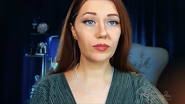 MissBeverlyMills online show from April 22, 6:31 pm