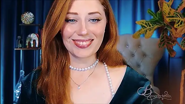 MissBeverlyMills online show from May 30, 10:01 am