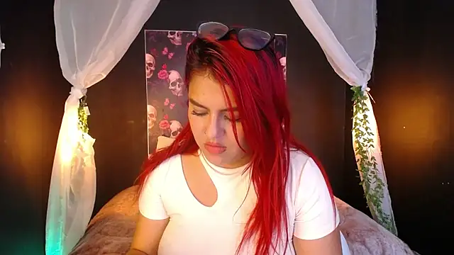 Snapshot of _poison_sweet chatting on December 26, 9:15 pm poison sweet online show from December 26, 9:15 pm